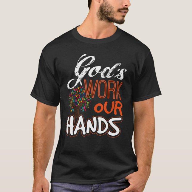Camiseta Trabalho de Deus Nossas mãos Bíblia Cristã (Frente)