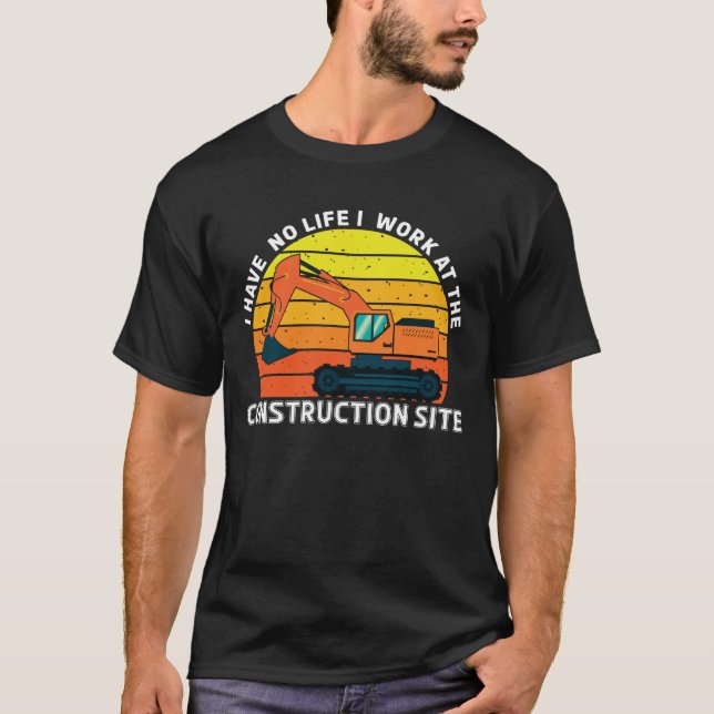 Camiseta Trabalho No Edifício Construtor De Instalações De  (Frente)