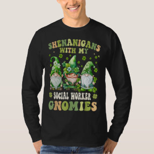 Camiseta Trabalho Social com Gnomos do Dia de São Patrício 