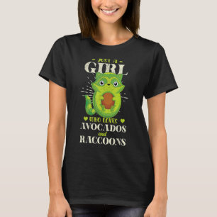 Camiseta Trash Panda Apenas Uma Menina Que Ama Avocados E R