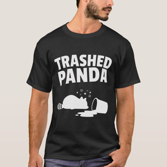 Camiseta Trashed Panda Funny Drunk Racoon (Frente)