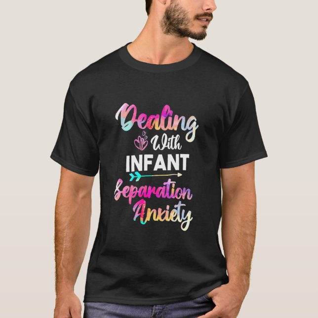 Camiseta Tratamento Da Ansiedade Da Separação Da Criança Pó (Frente)