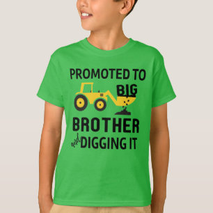 CAMISETA TRATOR DE IRMÃOS GRANDES