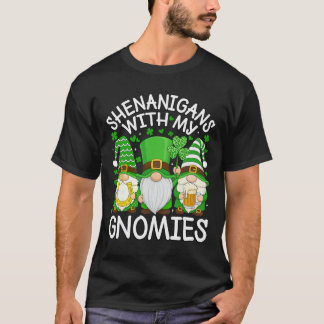 Camiseta Travessuras Com Meus Gnomos Dia de São Patrício Gn