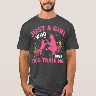 Camiseta Treinamento De Cachorro Só Uma Menina Que Ama Comb