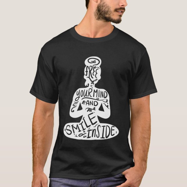 Camiseta Treine Yoga Libere Seu Fantasma (Frente)