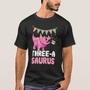 Camiseta Três A Saurus Dinossaur Cute Kiddo Triceratops