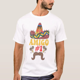 Camiseta Três Amigos Mexicanos Engraçados Matando Cinco De 