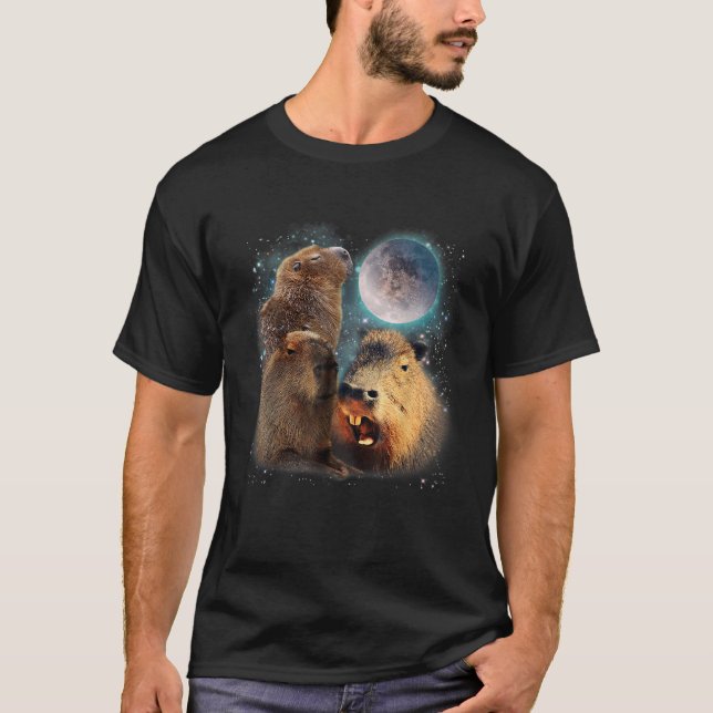 Camiseta Três Capybaras e Lua Funny Capybara Humor Paro (Frente)