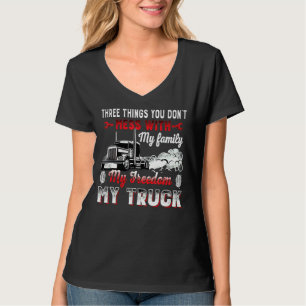 Camiseta Três coisas que você não mama com minha família