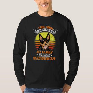 Camiseta Três Coisas Que Você Não Mete Com O australiano Ke