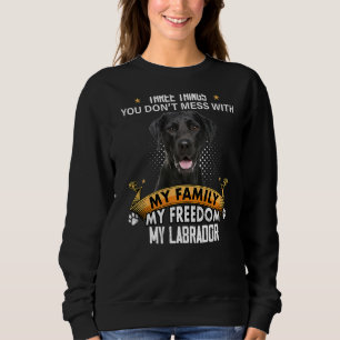 Camiseta Três coisas que você não perde com o cachorro pret