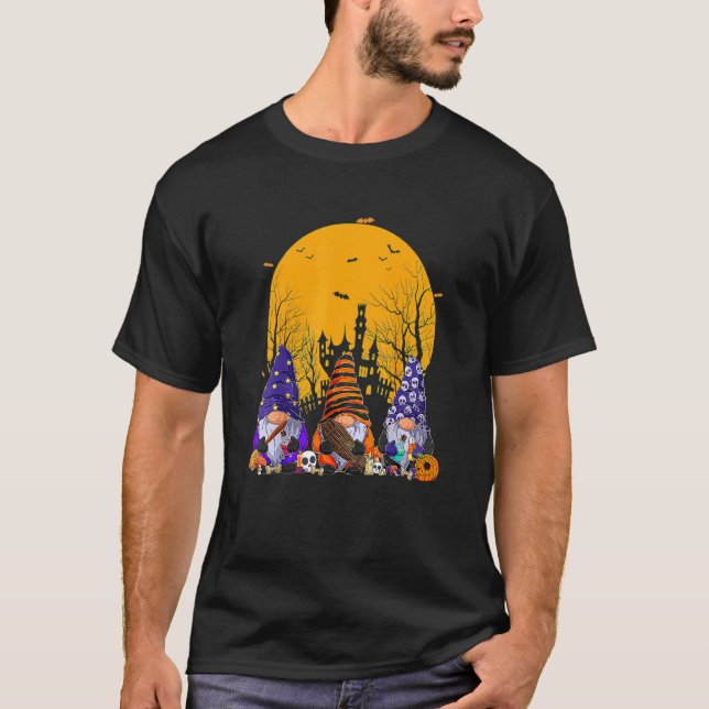 Camiseta Três Gnomos Feliz Halloween Call Candy Corn Pumpk (Frente)