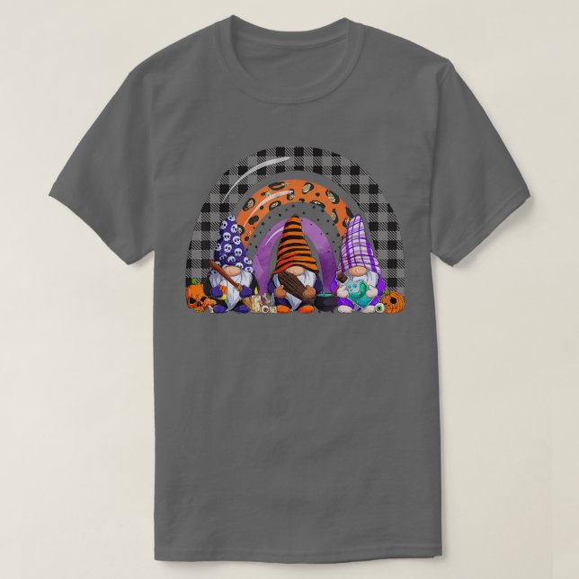 Camiseta Três Gnomos Halloween Fall Pumpkin Rainbo (Frente do Design)