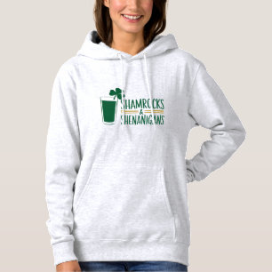 Camiseta Trevos e Travessuras: Design do Dia de São Patríci