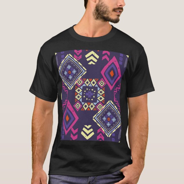 Camiseta Tribal, origem geométrica primitiva. (Frente)