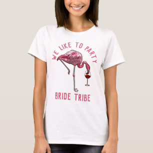 Camiseta Tribo Bride Flamingo Gosta de Bachelorette de Fest