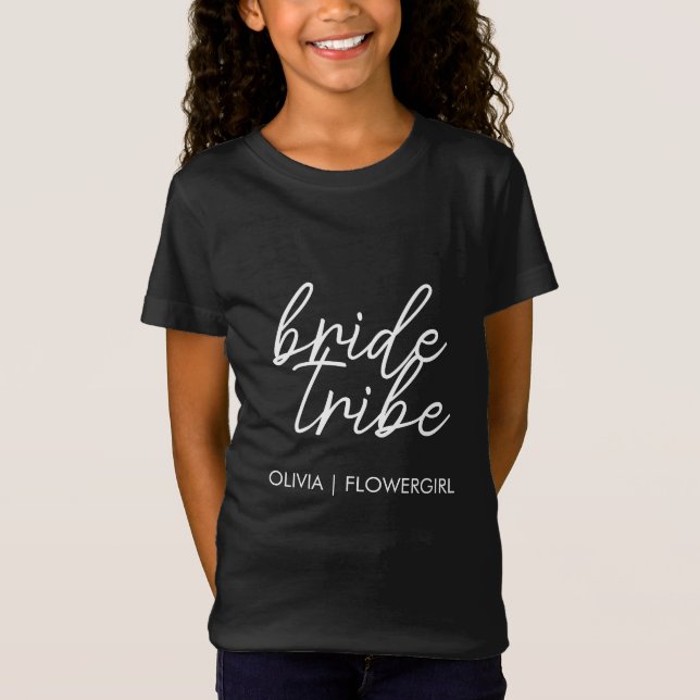 Camiseta Tribo Bride | Menina de Flor Moderna (Frente)