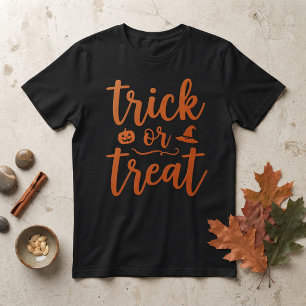 Camiseta Trick or Treat Preto Laranja Script Halloween Tote