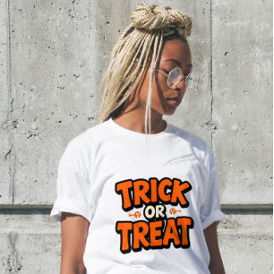 Camiseta Trick or Treat Roteiro Moderno Feminino de Hallowe