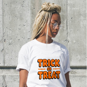 Camiseta Trick or Treat Roteiro Moderno Feminino de Hallowe