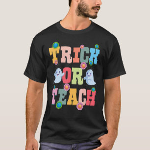 Camiseta Trick Ou Teach Halloween Professor Cute Ghost Retr