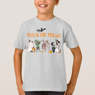 Camiseta Trick ou Tratando Monstros em Desfile