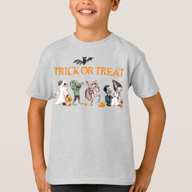 Camiseta Trick ou Tratando Monstros em Desfile (Frente)