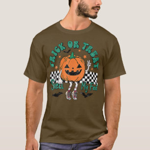 Camiseta Trick ou Tratar Cheira Os Meus Pés-Pumpkin Criança