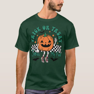 Camiseta Trick ou Tratar Cheira Os Meus Pés-Pumpkin Criança