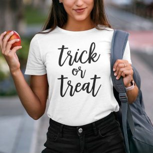 Camiseta Trick ou Tratar o Dia das Bruxas de Script Moderno