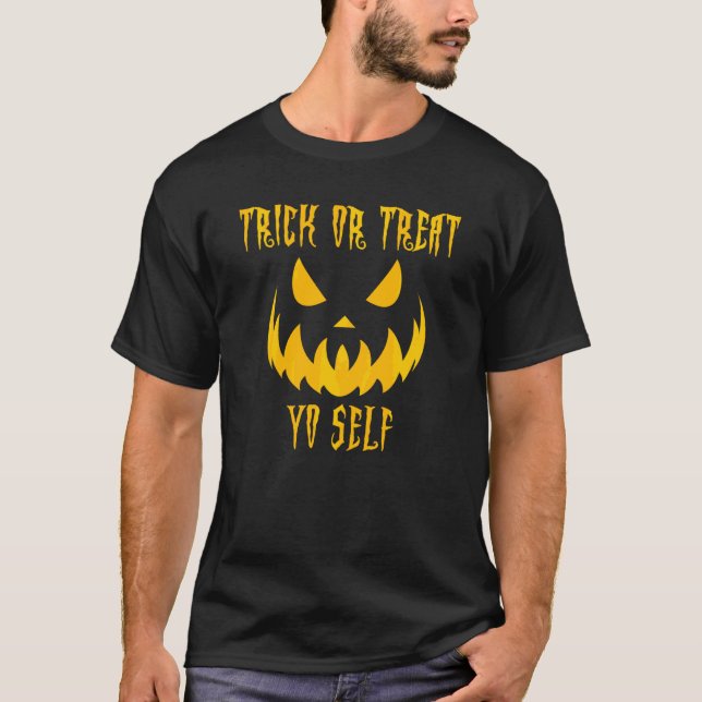 Camiseta Trick Ou Trate A Sua Cara De Abóbora De Halloween (Frente)