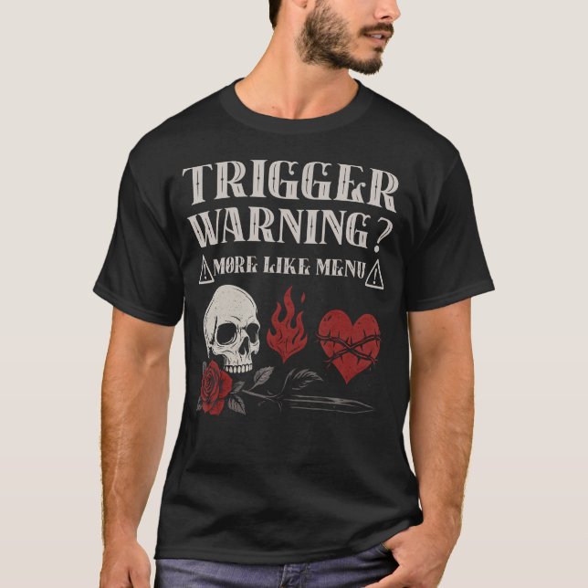 Camiseta Trigger Warning Dark Romance Reader Spicy Bookish  (Frente)