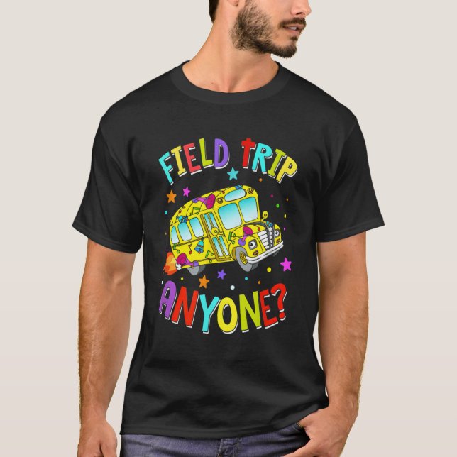 Camiseta Trilha de campo qualquer professor ensinando ônibu (Frente)