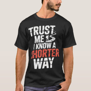 Camiseta Trilha para Mochileiros Confie em Mim Eu Sei um Ca