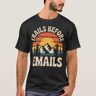Camiseta Trilhas Antes de Emails Engraçado