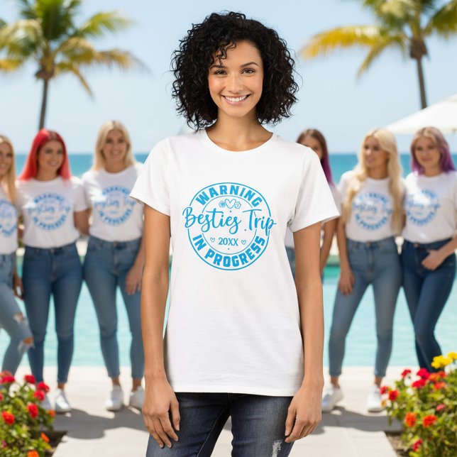 Camiseta Trip de Besties de Aviso em Andamento Azul em Bran (Criador carregado)