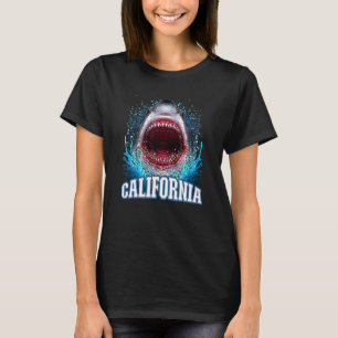 Camiseta Trip de Praia do Tubarão Branco Excelente de Féria