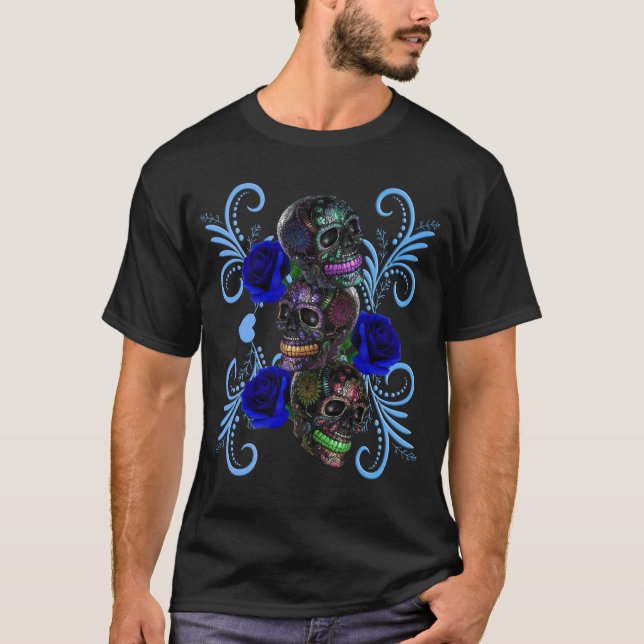 Camiseta Triplo Dia Negro Dos Cascos Mortos Com Rosa Azul (Frente)