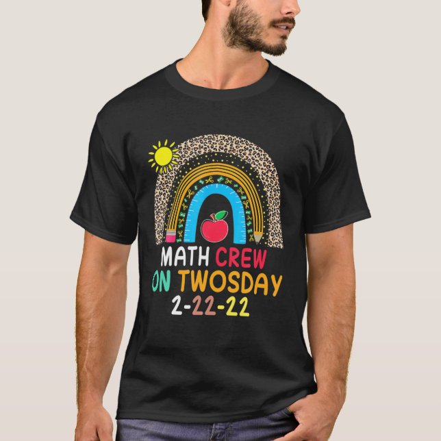 Camiseta TRIPULAÇÃO DE MATEMÁTICA escolar NA SEGUNDA-FEIRA, (Frente)