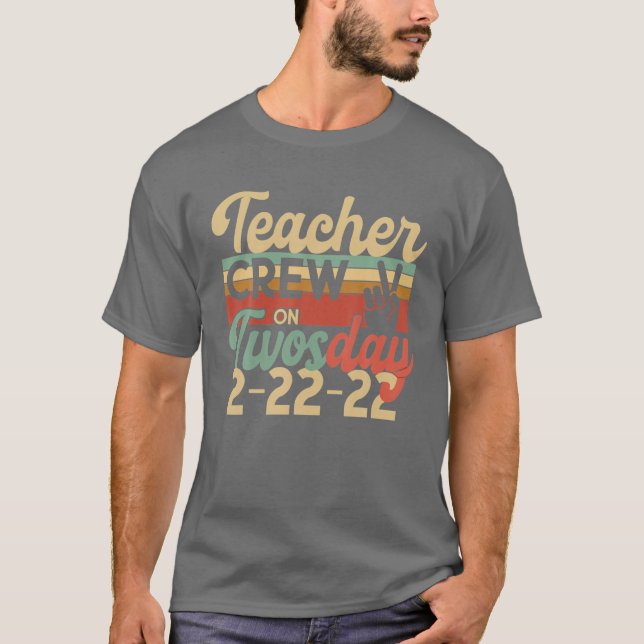 Camiseta TRIPULAÇÃO DE PROFESSORES NA SEGUNDA-FEIRA, 2 2 De (Frente)