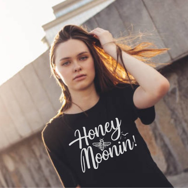 Camiseta Trixie Retro 70's Themed Honeymoonin' Bride (Criador carregado)