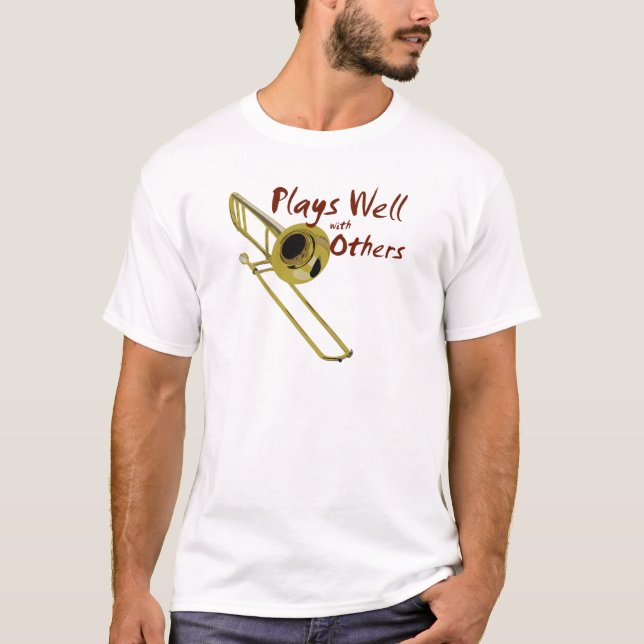 Camiseta Trombone joga bem com outros (Frente)