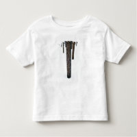 Troncos de árvore na neve