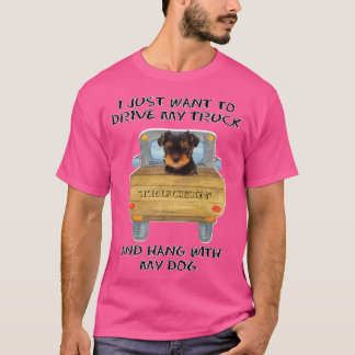 Camiseta Truck Driving Dog Yorkshire Terrier