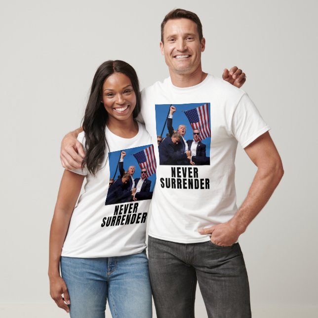 Camiseta Trump 2024 Nunca Rende (Unissex)