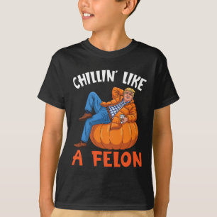 Camiseta Trump Bebe Café No Abóbora Relaxando Como Um Crimi