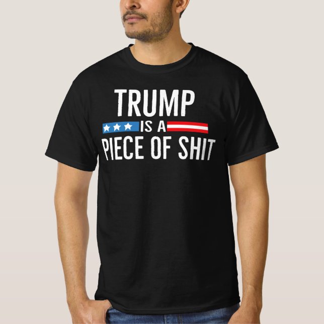 Camiseta Trump Is A Piece Of Shiit 2025 Resist Protest  (Frente)