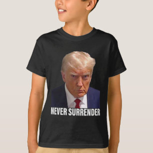 Camiseta Trump Mugshot Nunca Entregue Homens