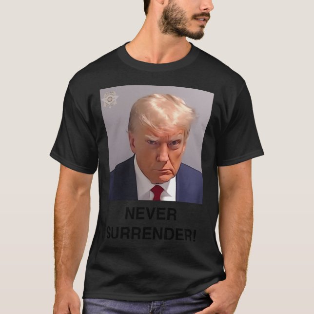 Camiseta Trump Nunca Renderse (Frente)